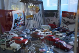 YUGO TAXI